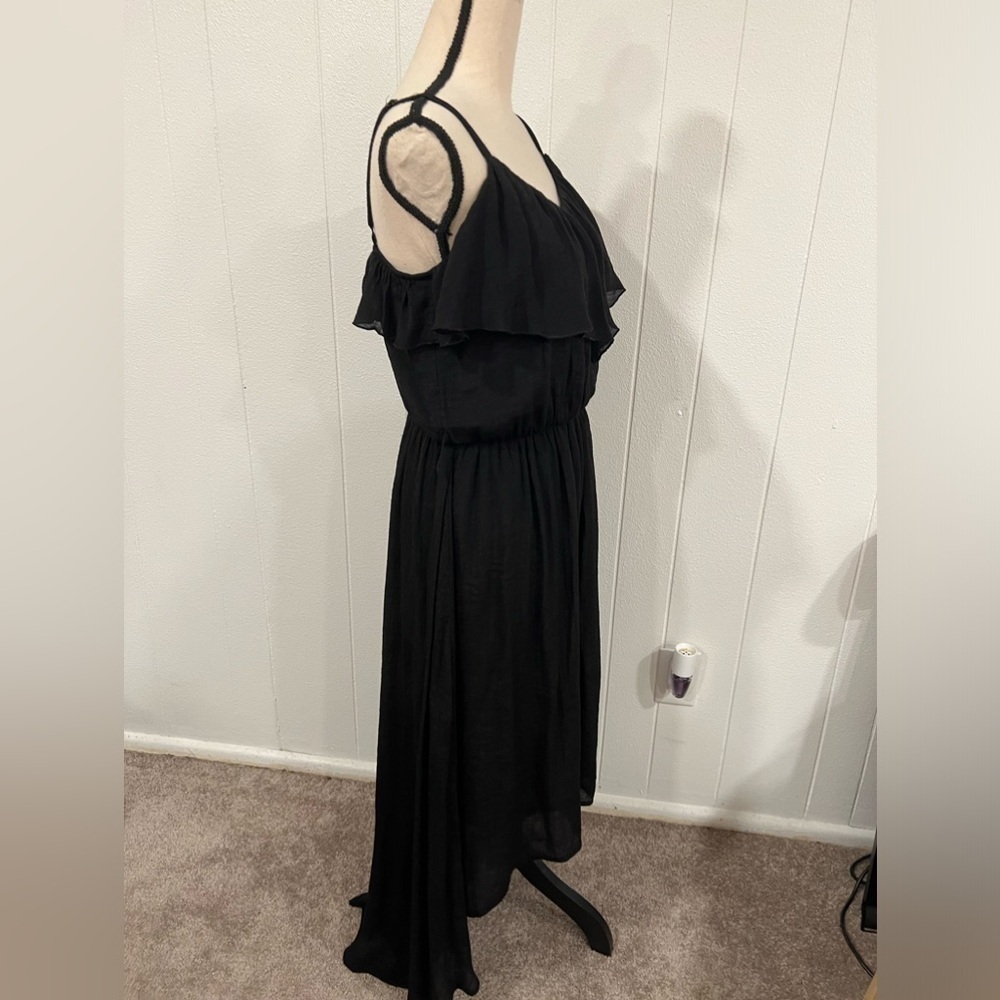 AGB ruffle sleeves black dress size L